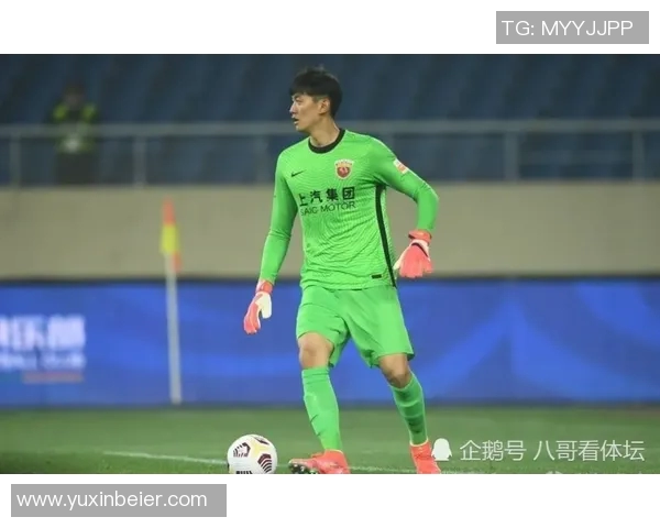 中超积分榜变动及冠军争夺战况