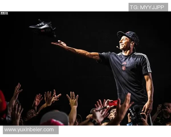 曼联携手代言国际品牌，商业价值飙升